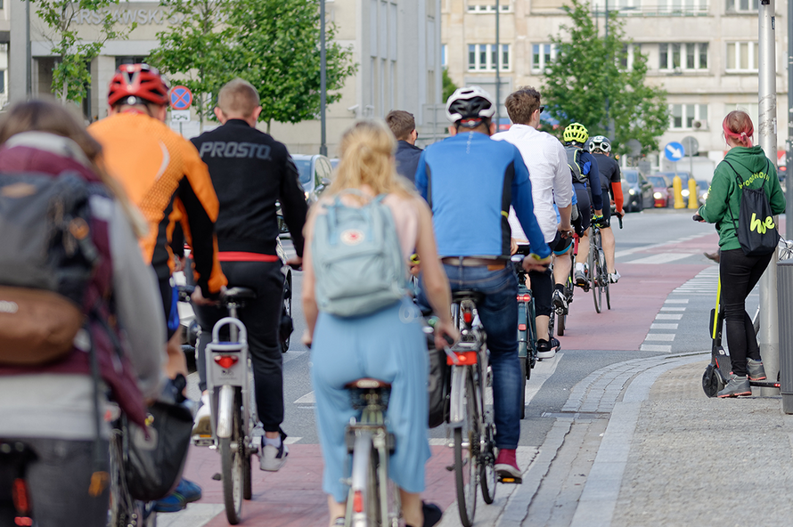 Fahrradfahrer auf Radweg